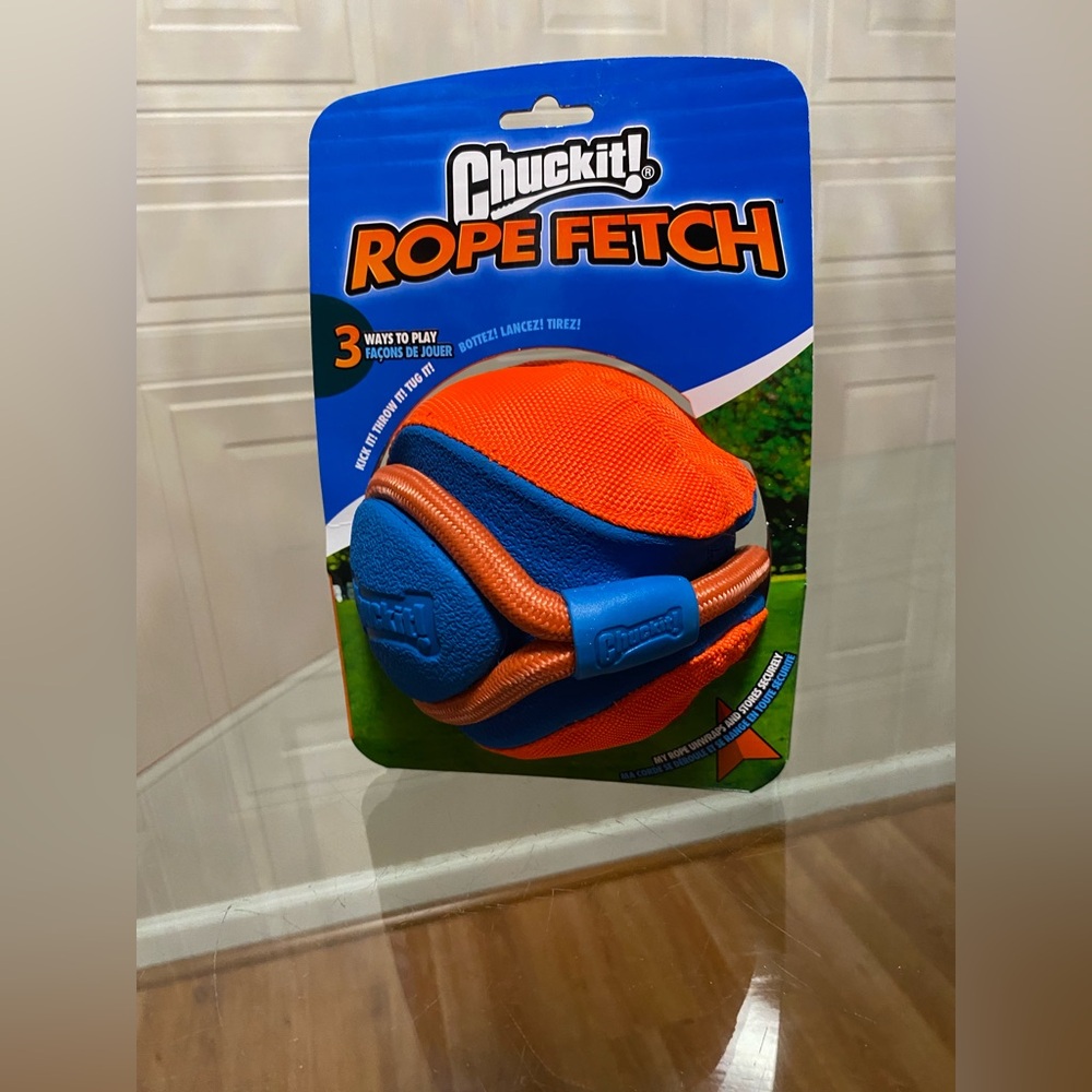 Chuckit Rope Fetch 3 Ways To Play Dog Toy Kick It, Throw It And Tug It .